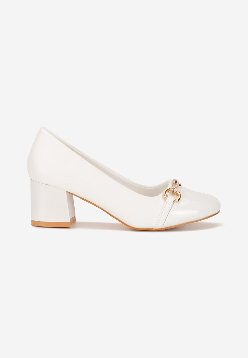 Białe czółenka na słupku Mirana