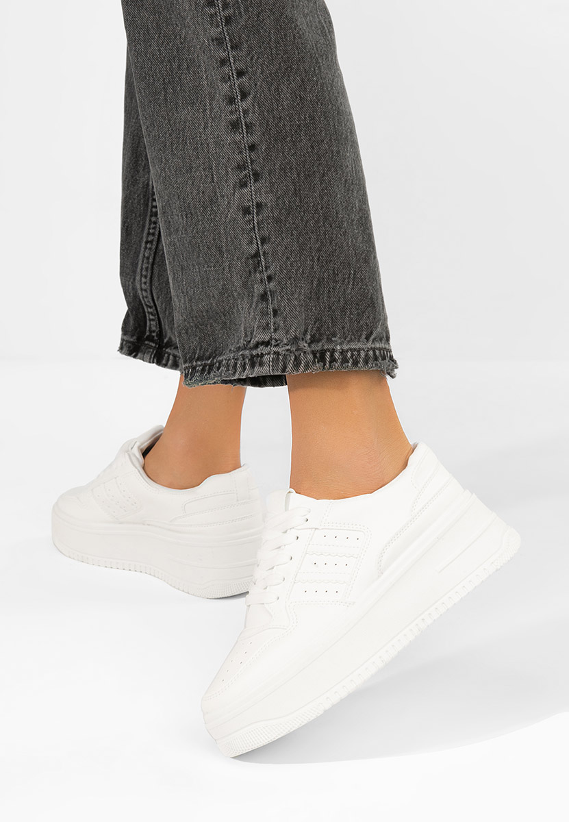 Białe sneakersy na platformie Liorna