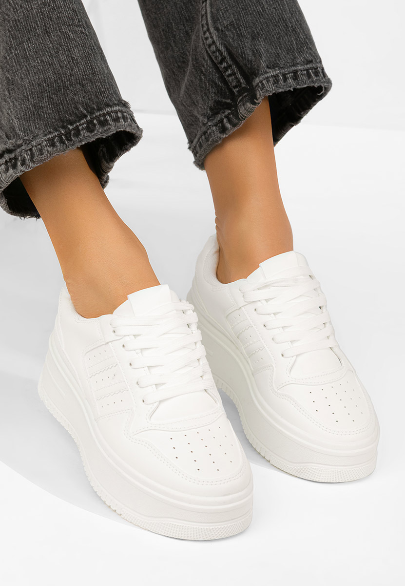 Białe sneakersy na platformie Liorna