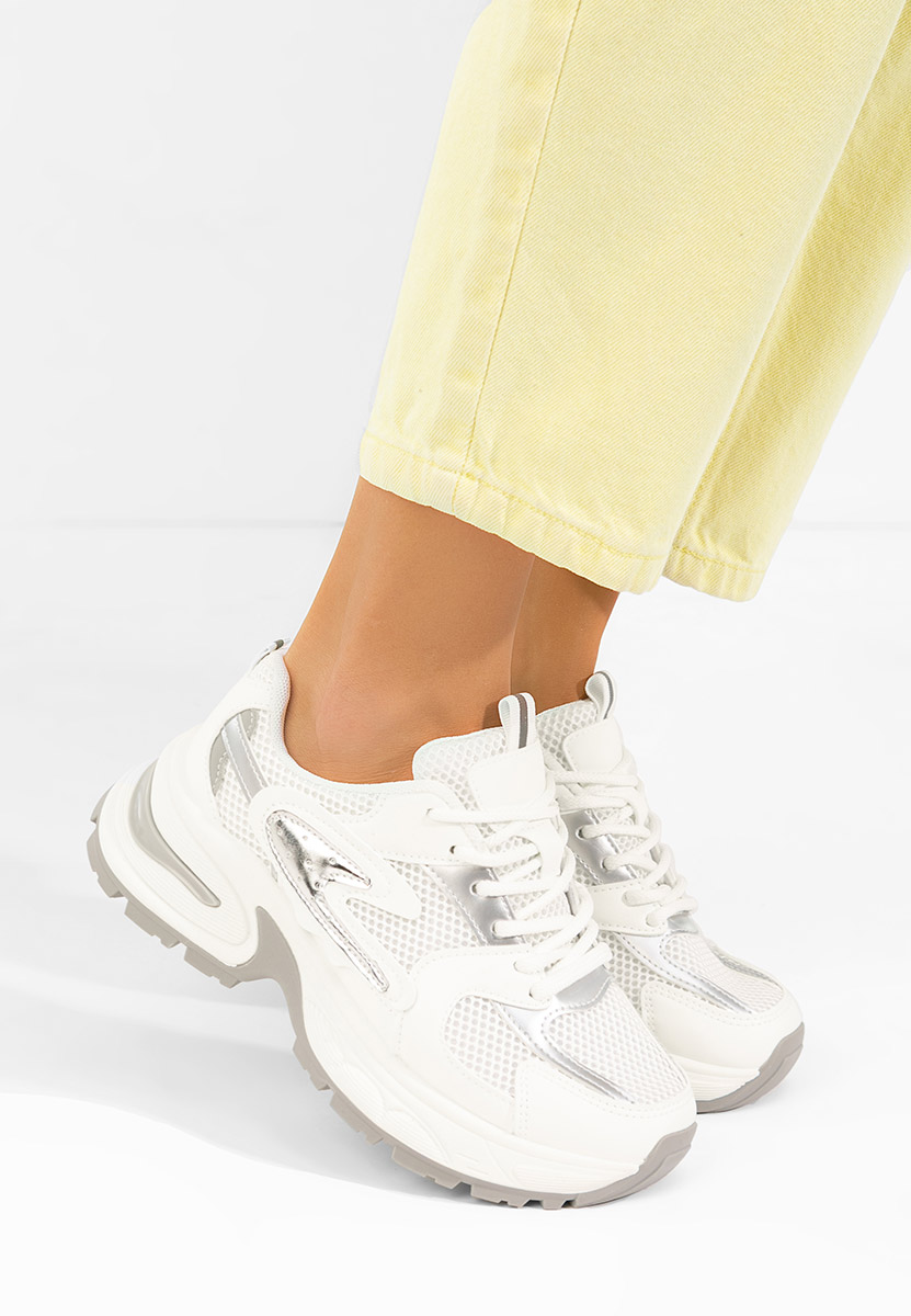 Białe sneakersy na koturnie Ismira