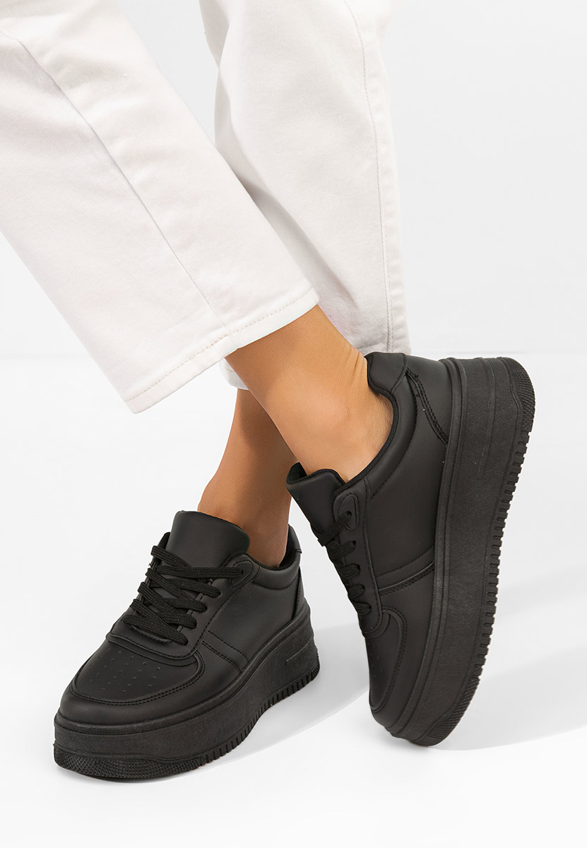 Czarne sneakersy na platformie Seminia