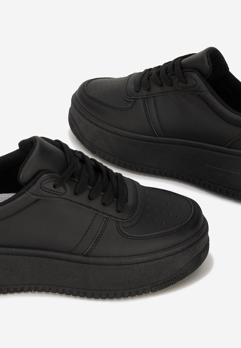 Czarne sneakersy na platformie Seminia