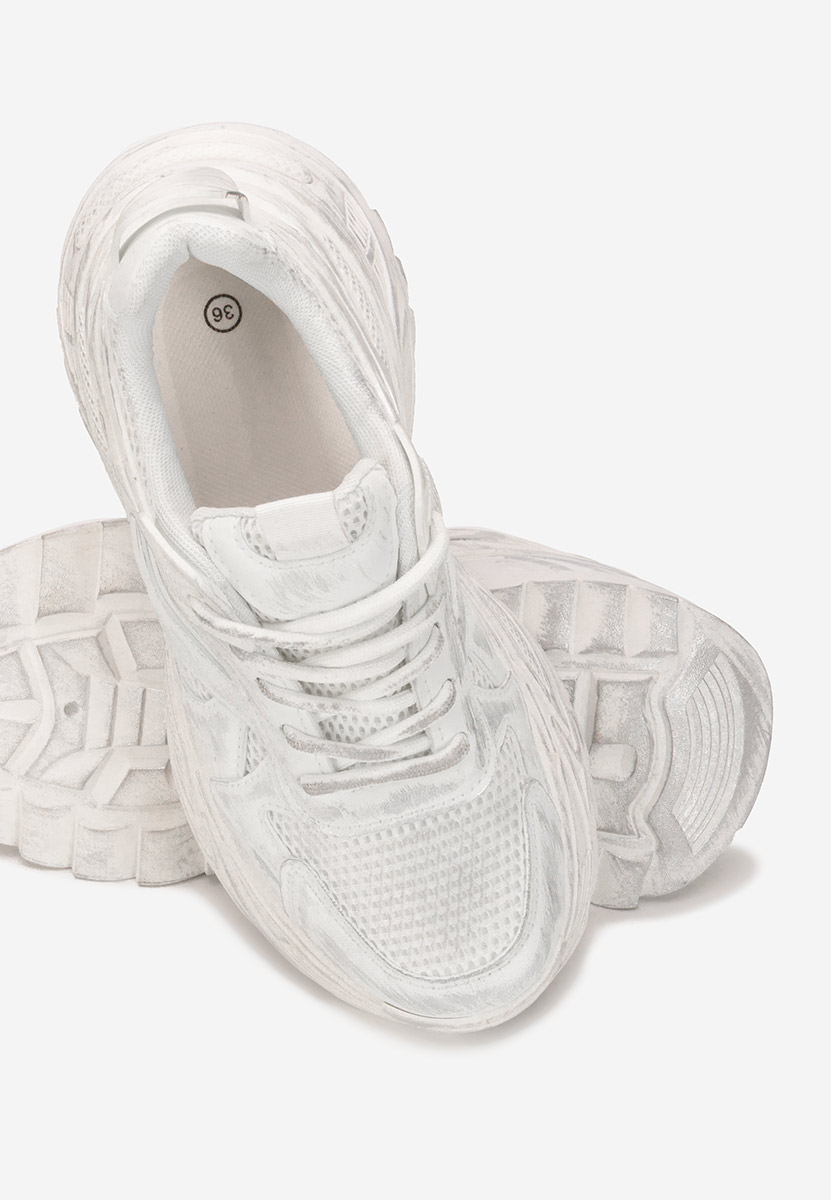 Białe sneakersy na platformie Yalda