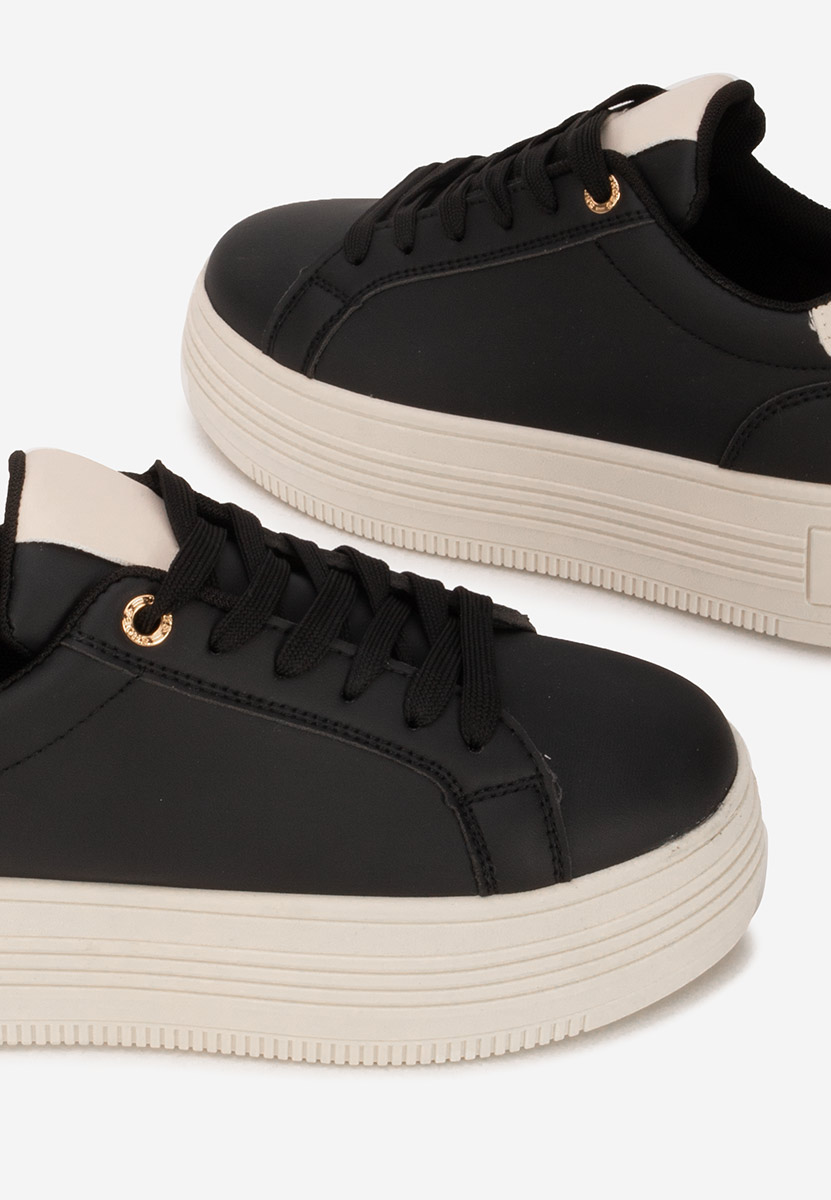 Czarne sneakersy na platformie Sidoneya