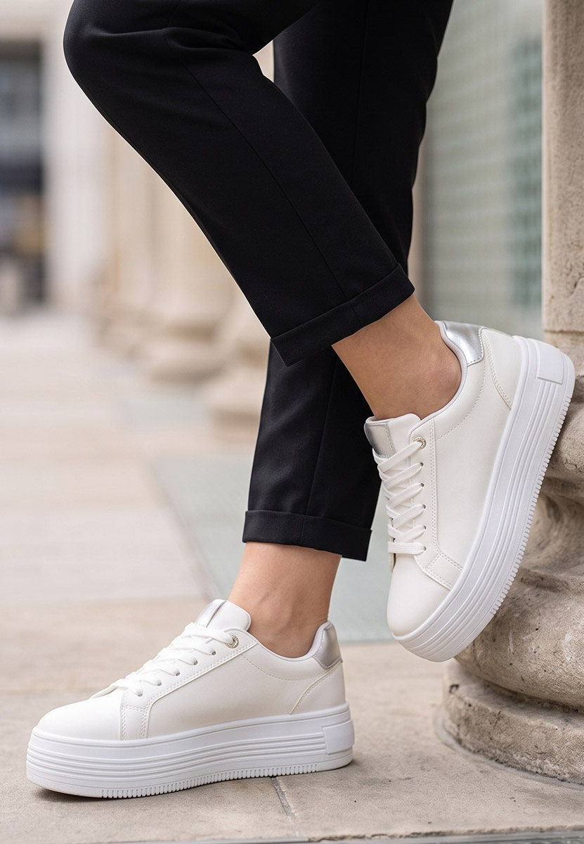 Białe sneakersy na platformie Sidoneya V2