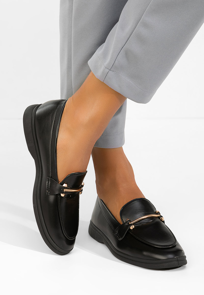 Czarne loafers damskie Sevalia