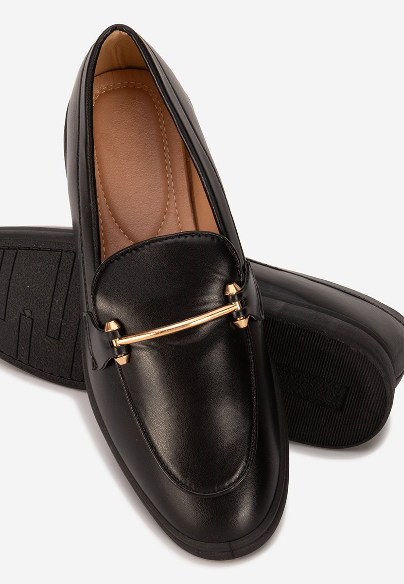 Czarne loafers damskie Sevalia