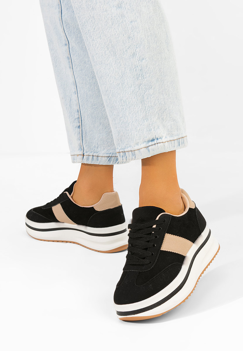 Czarne sneakersy na platformie Zashia