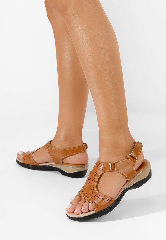 Brązowe sandały na niskim koturnie Irala, Rozmiary: 39 - zapatos