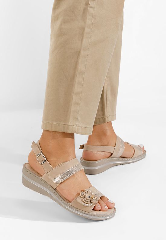 Beżowe sandały na niskim koturnie Perira, Rozmiary: 38 - zapatos