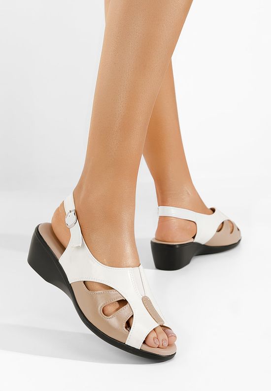Białe sandały na niskim koturnie Sizia, Rozmiary: 39 - zapatos